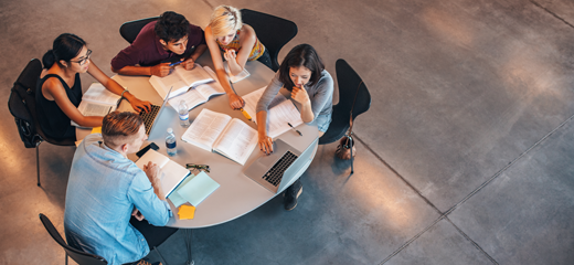 Slider Studierende und Absolventinnen